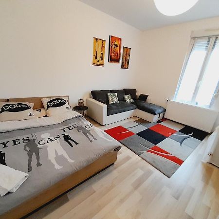 Une Chambre De 20M2 Chez Les Habitants Dieppe Exterior photo