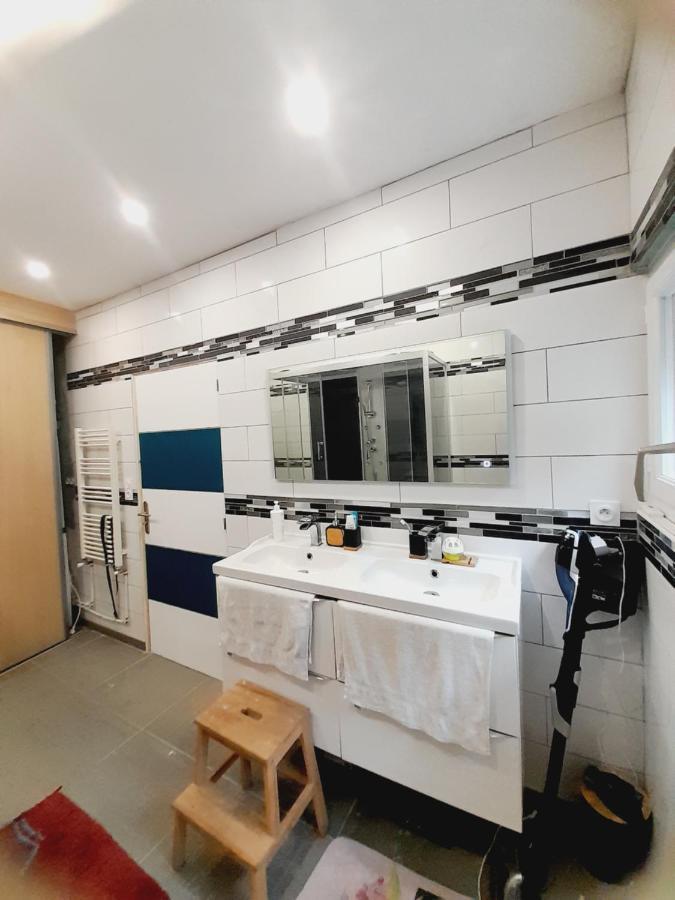 Une Chambre De 20M2 Chez Les Habitants Dieppe Exterior photo