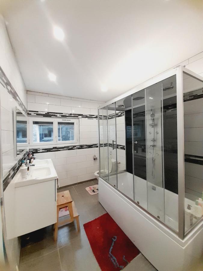 Une Chambre De 20M2 Chez Les Habitants Dieppe Exterior photo