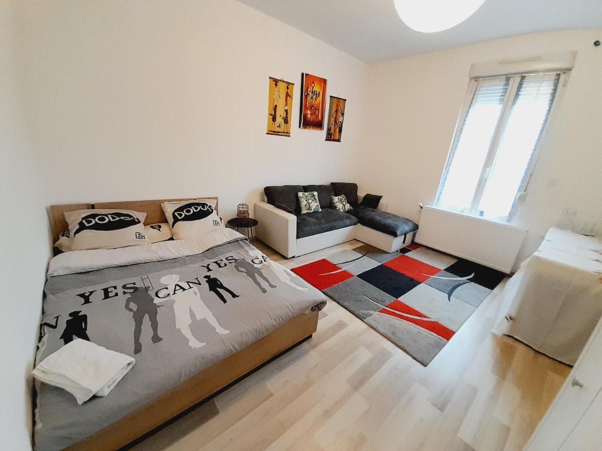 Une Chambre De 20M2 Chez Les Habitants Dieppe Exterior photo